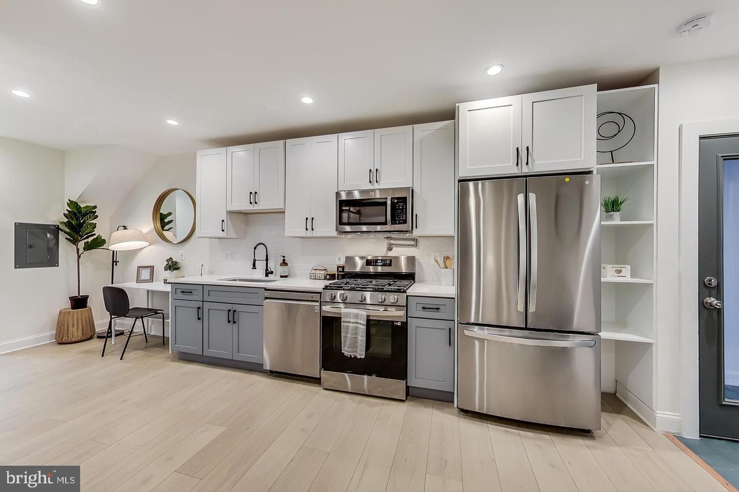 428 Evarts Street NE #2