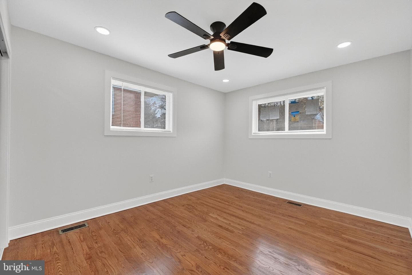 3240 Pope Street SE photo 28