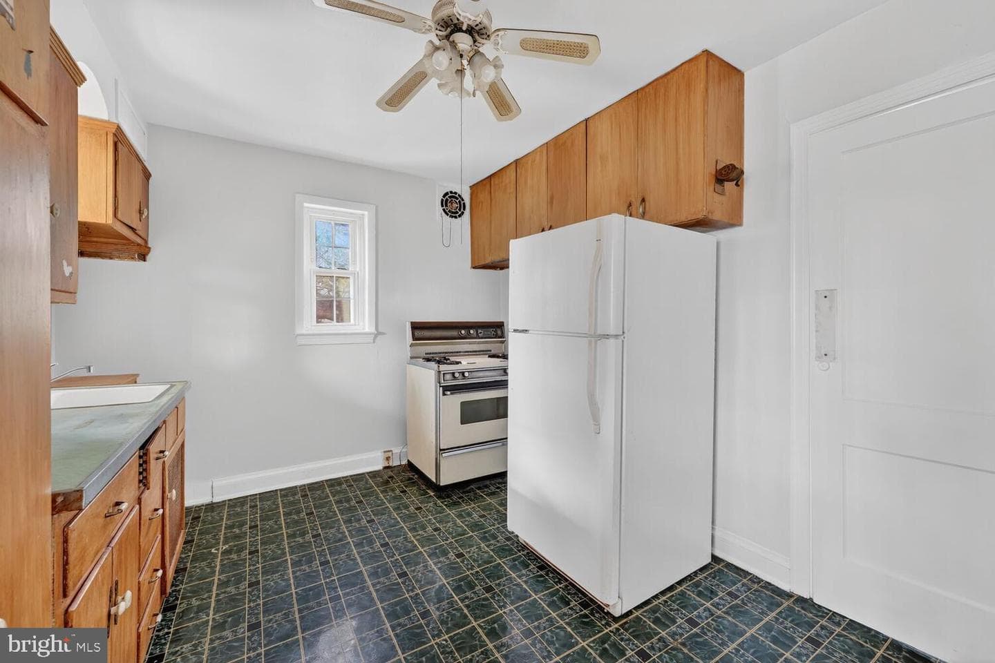 3701 Camden Street SE photo 13