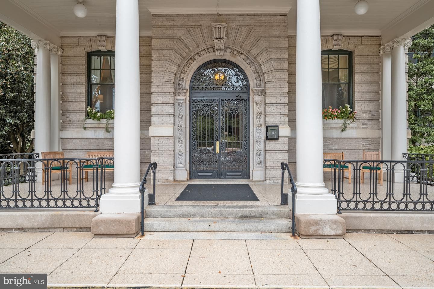 2853 Ontario Road NW #421 photo 22