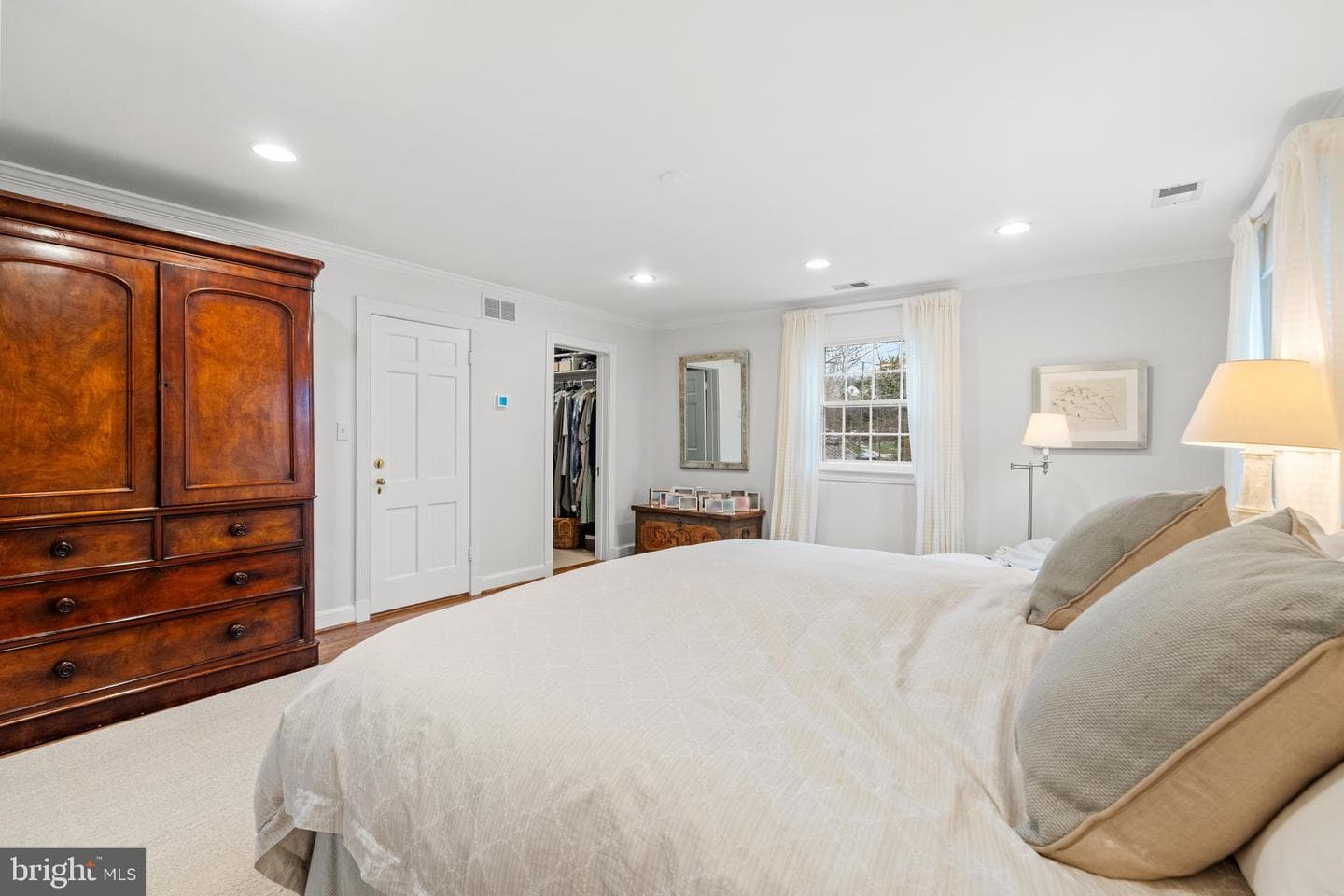 5085 Lowell Street NW photo 24