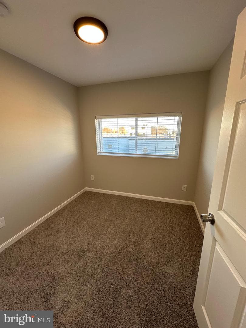 1812 H Place NE #409 photo 11