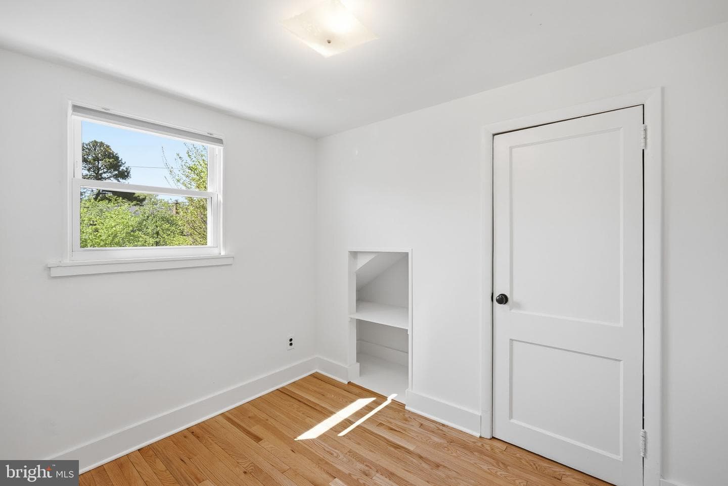 1612 Newton Street NE photo 22