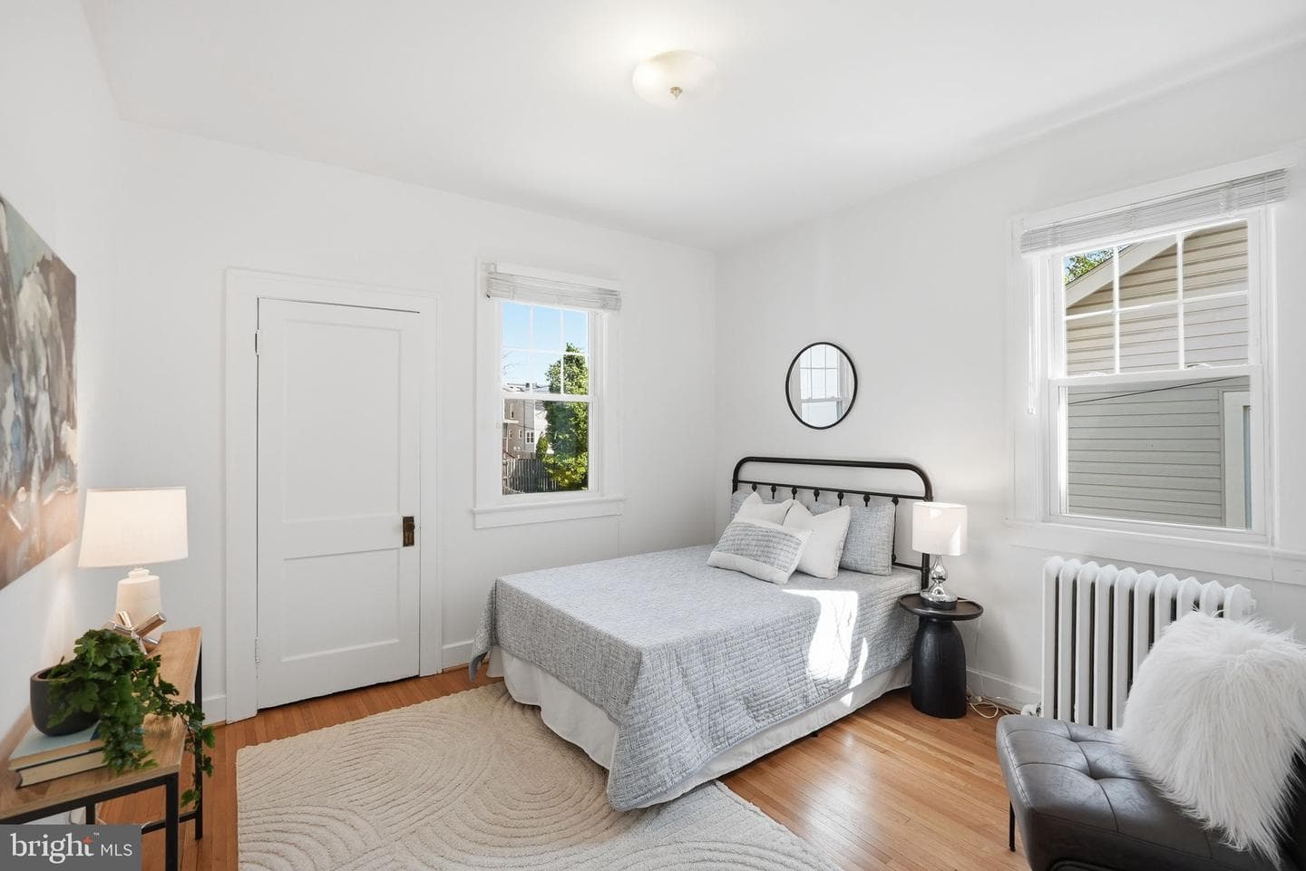 1612 Newton Street NE photo 23