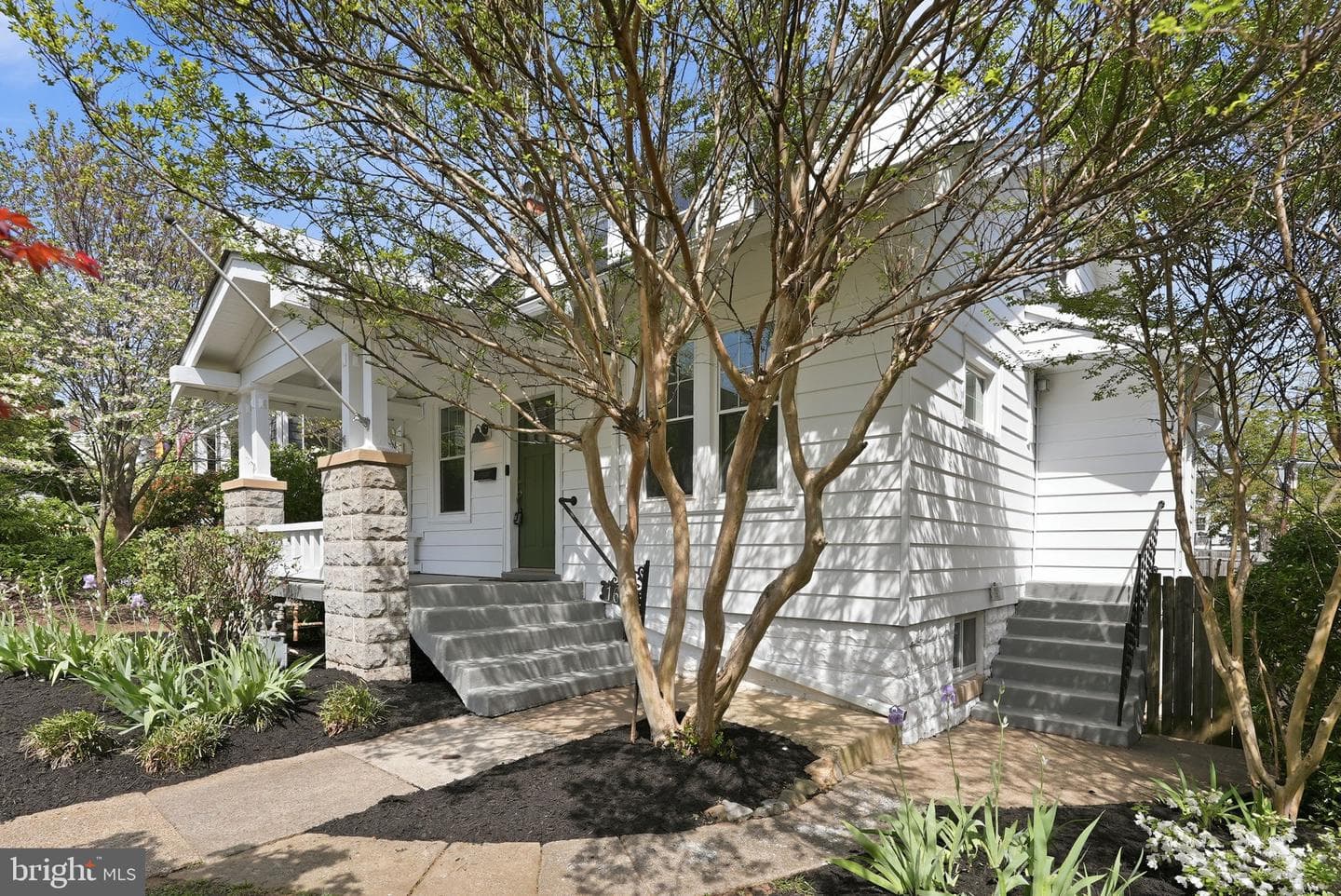 1612 Newton Street NE photo 3