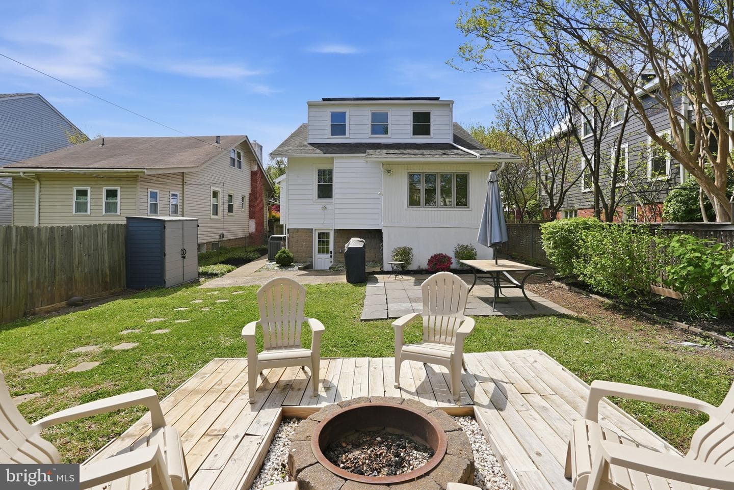 1612 Newton Street NE photo 37
