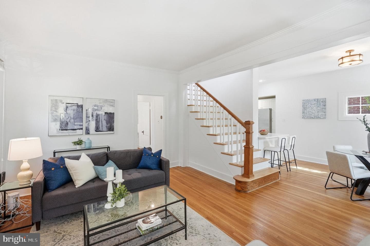 1612 Newton Street NE photo 9