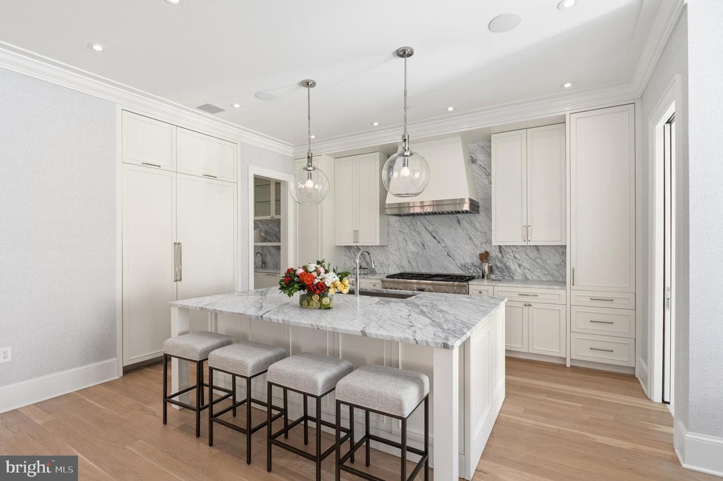 2604 36th Street NW photo 3