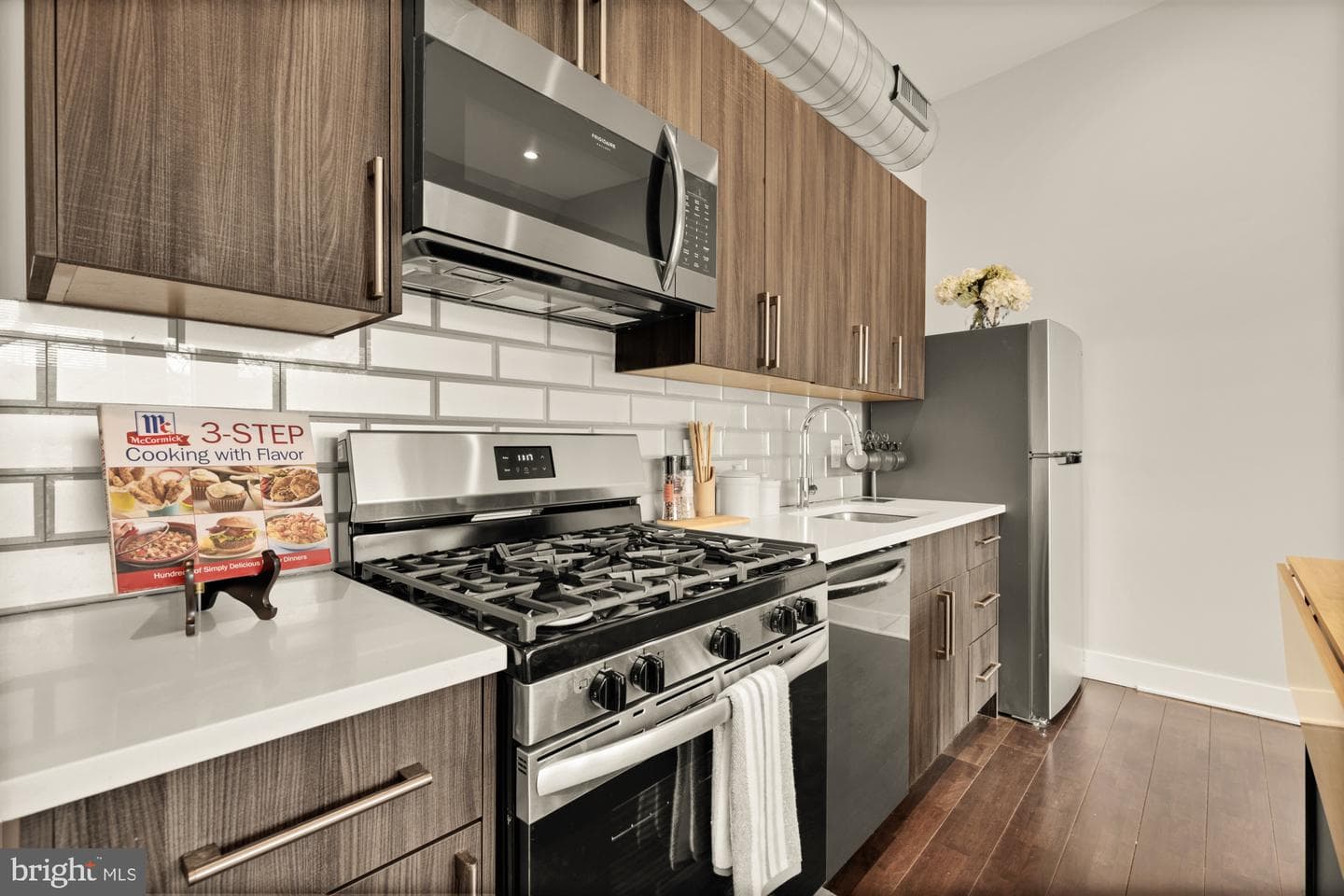 1605 F Street NE #4 photo 14