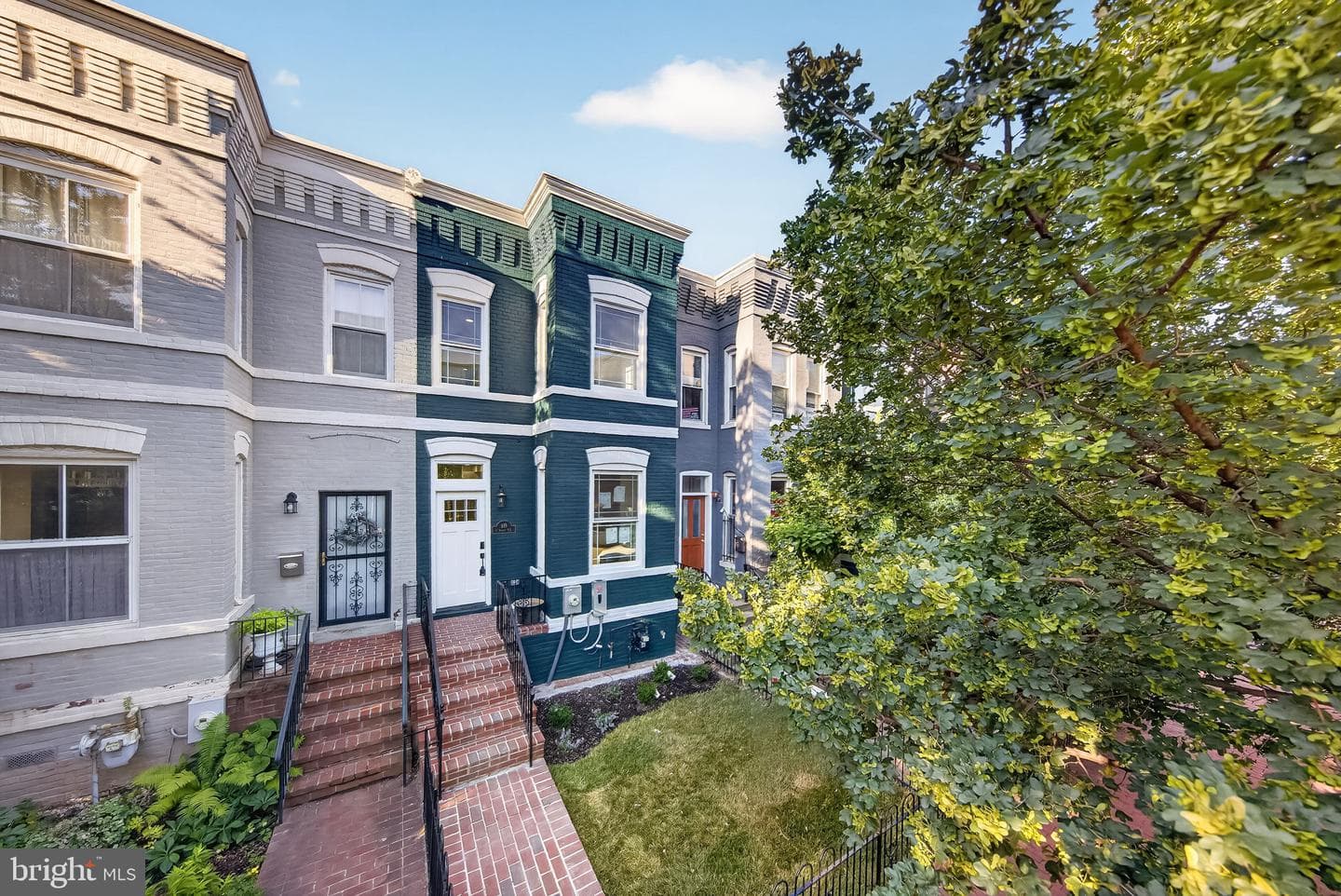 919 F Street NE photo 40
