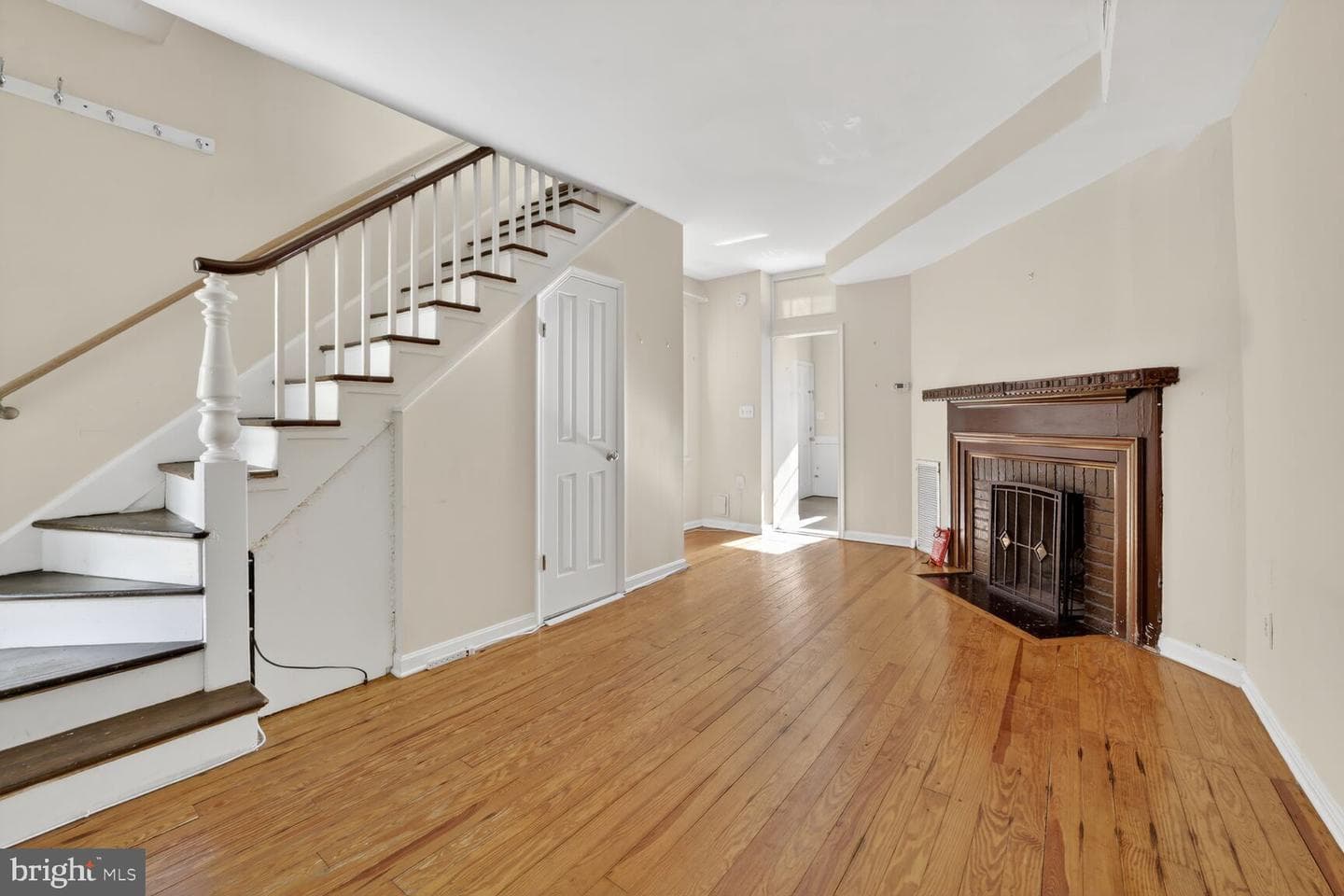 3421 Reservoir Road NW photo 5