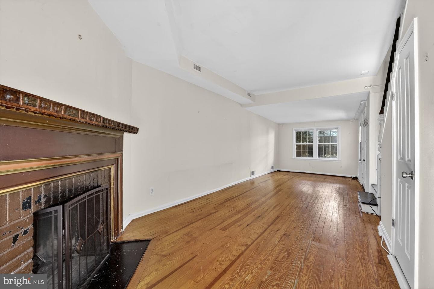 3421 Reservoir Road NW photo 6