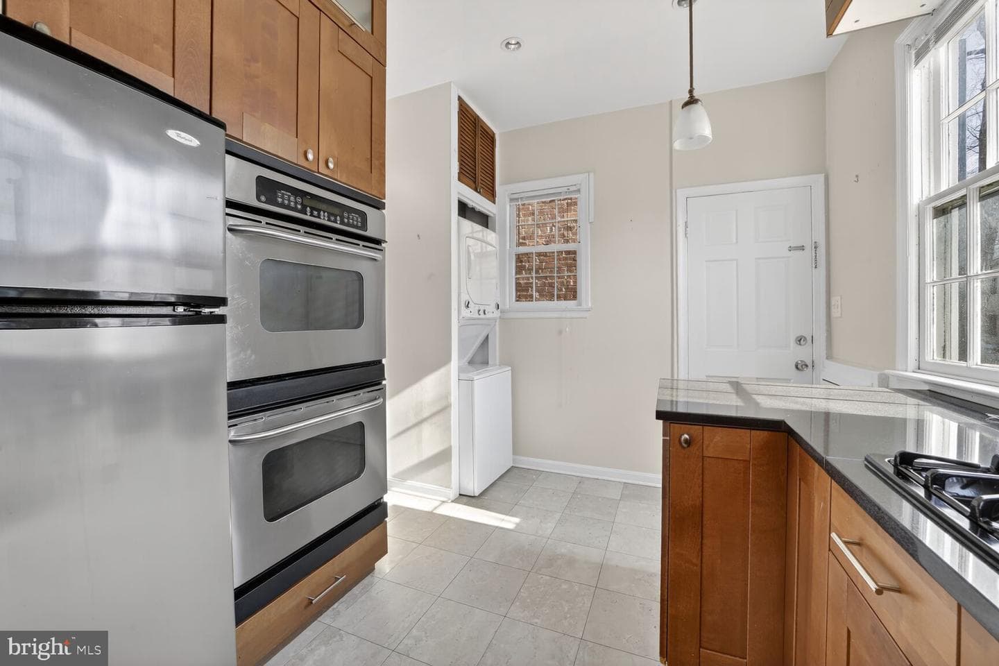 3421 Reservoir Road NW photo 9