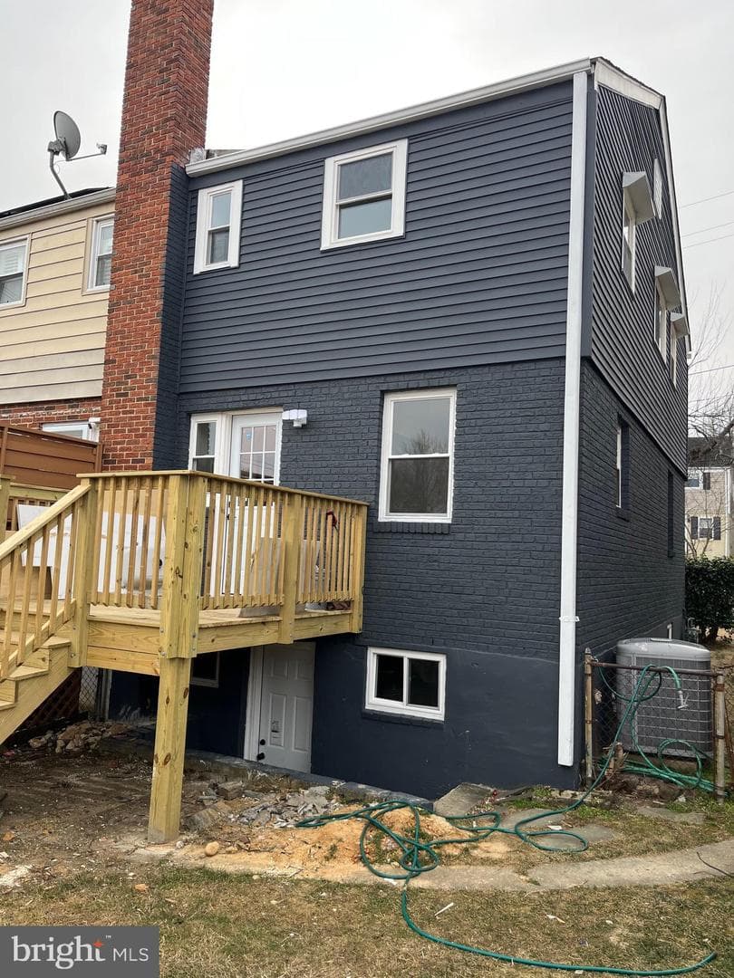 79 Elmira Street SW photo 3
