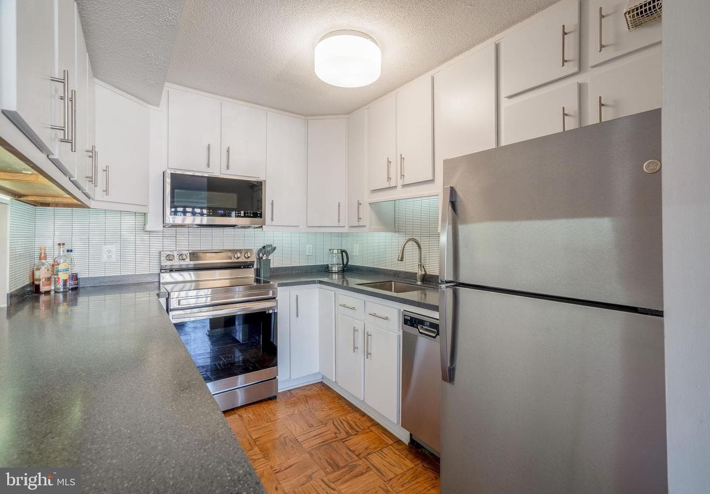 1301 Delaware Avenue SW #n606 photo 8