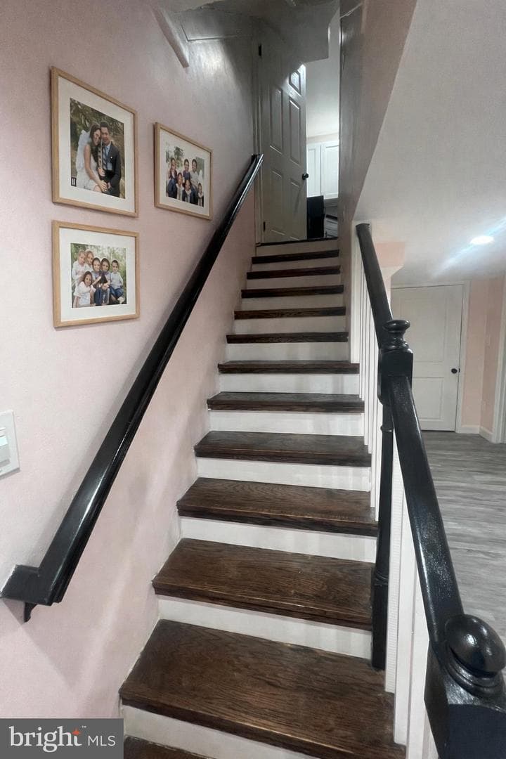 211 34th Street NE photo 8