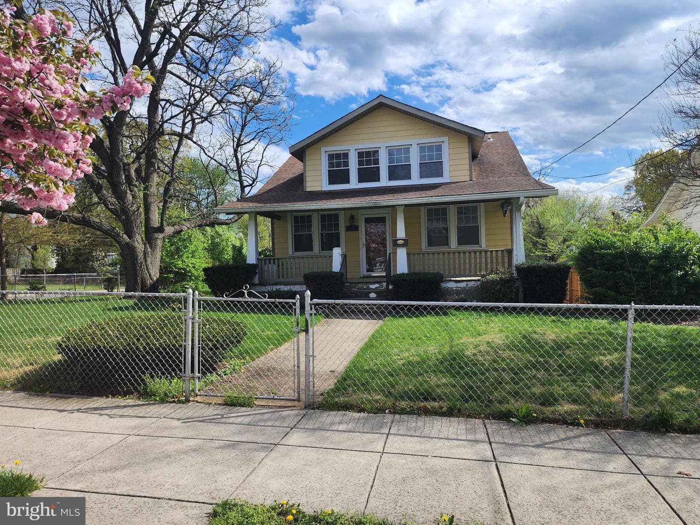 3047 Douglas Street NE, Washington