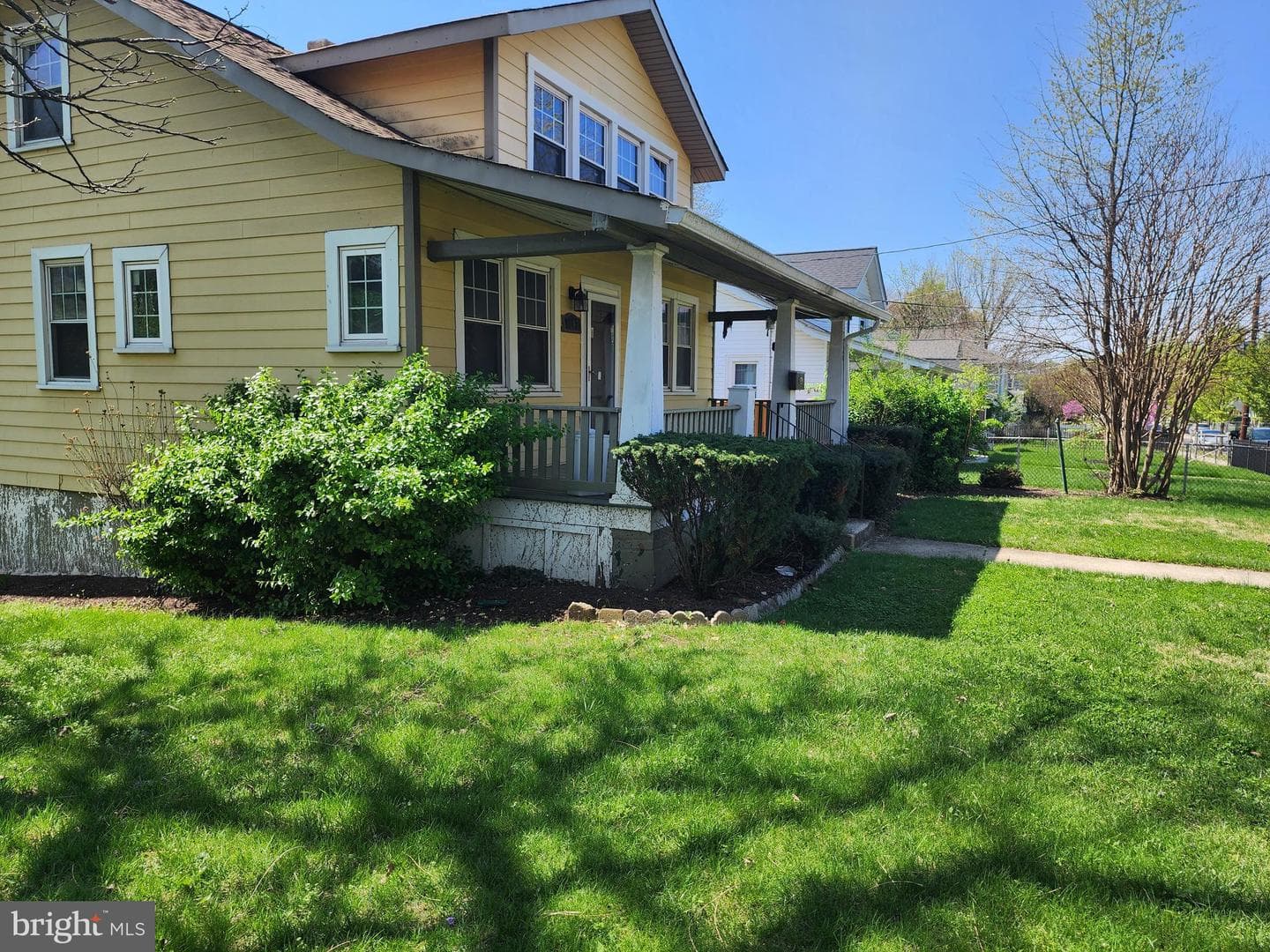 3047 Douglas Street NE photo 3