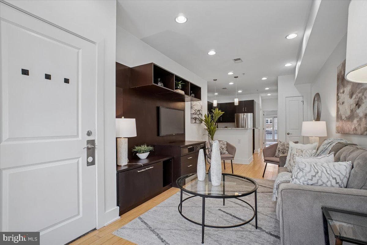 1215 11th Street NW #1 photo 3