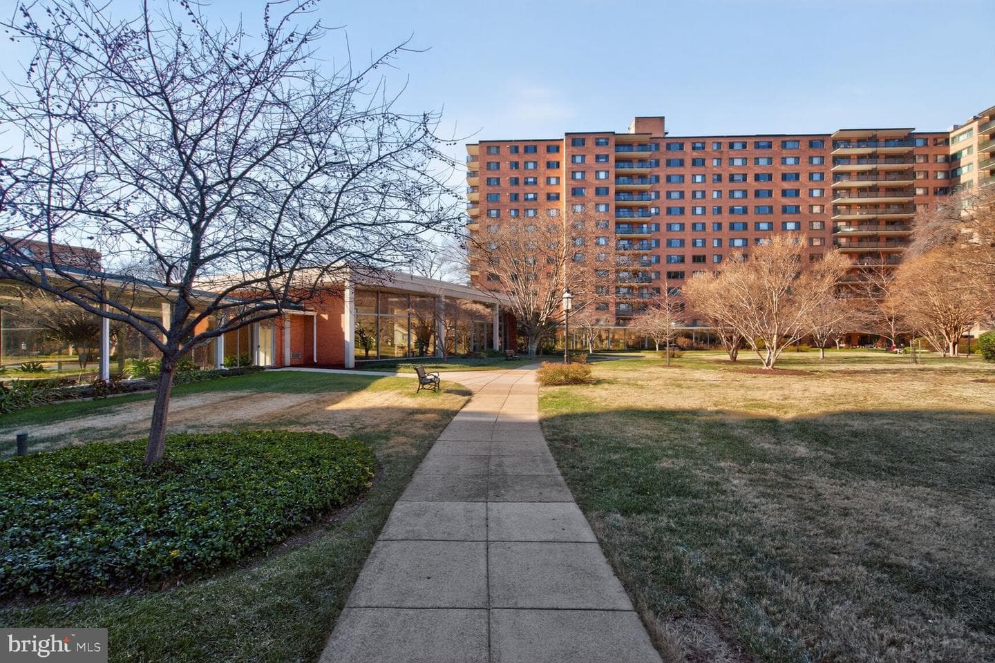 4201 Cathedral Avenue NW #601e photo 20