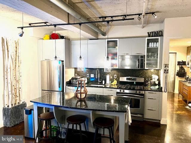 916 G Street NW #602 photo 6