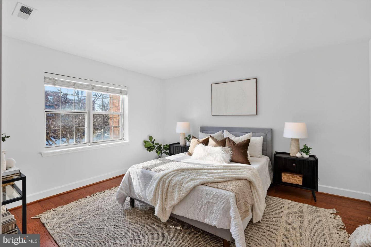3805 Porter Street NW #201 photo 6