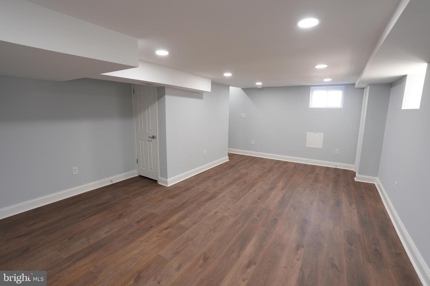 164 Elmira Street SW photo 27