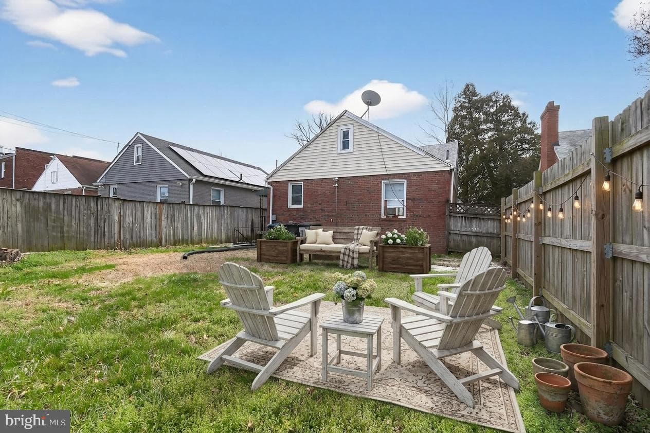 516 Lebaum Street SE photo 8