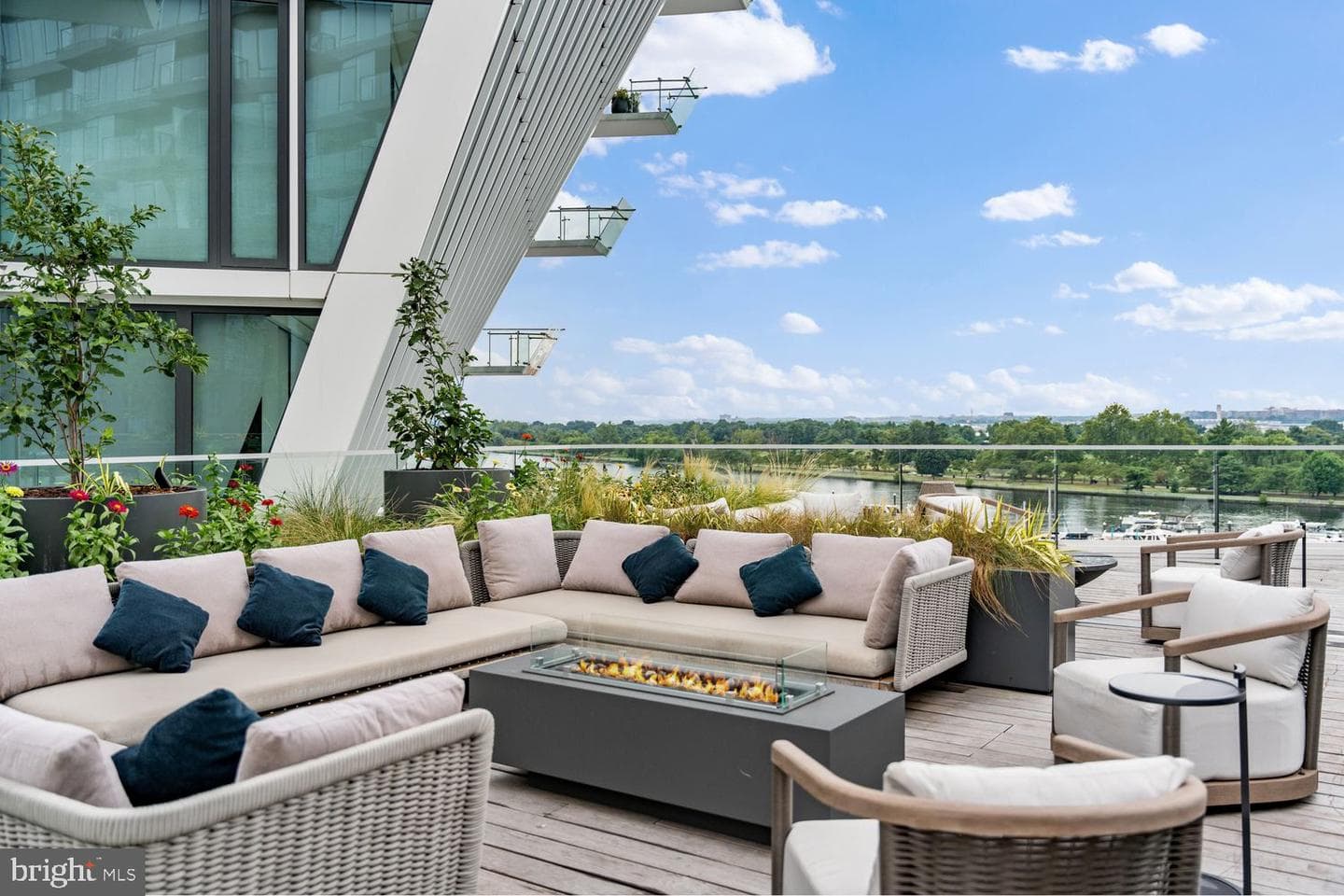601 Wharf Street SW #301 photo 42