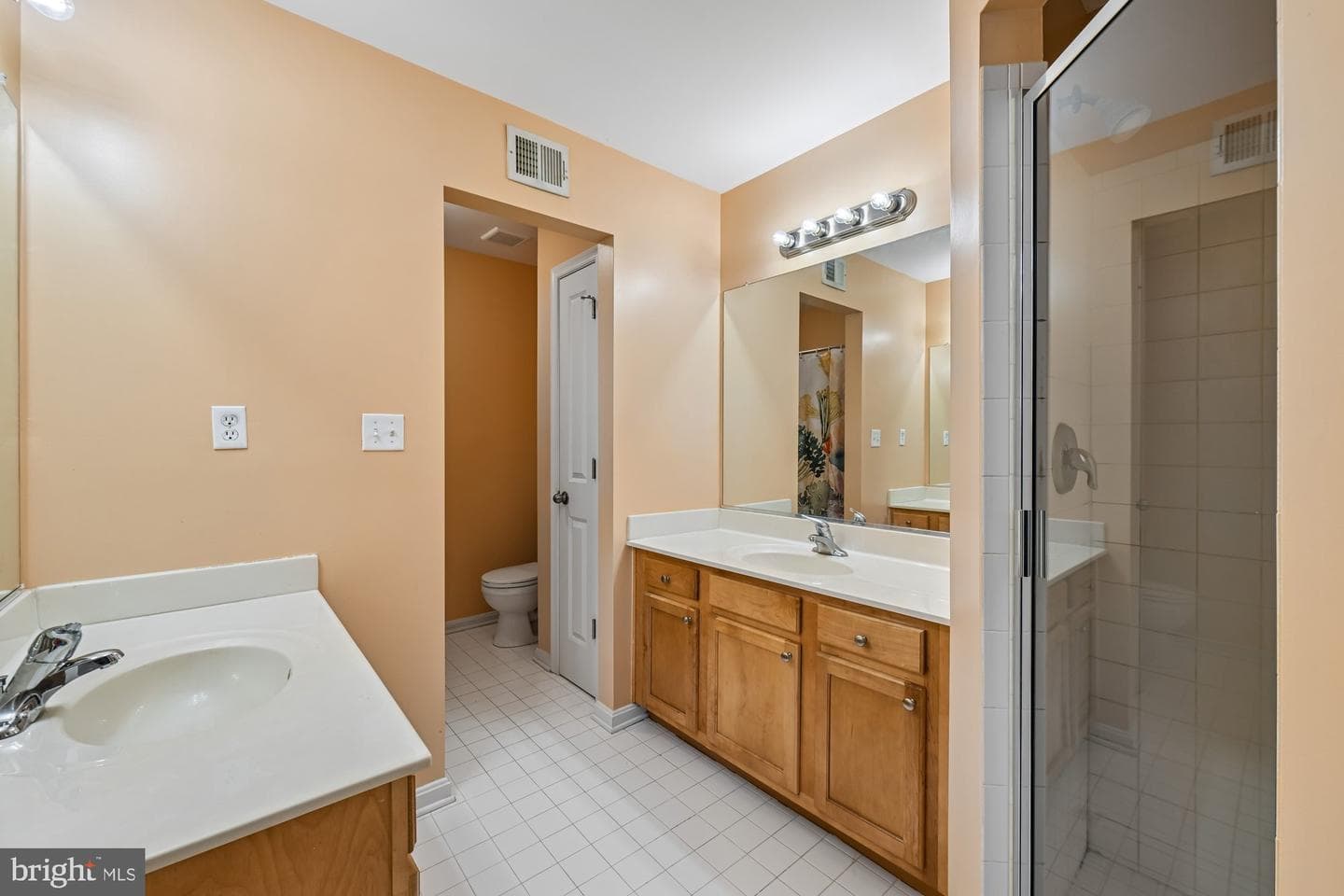 2382 Elvans Road SE photo 31