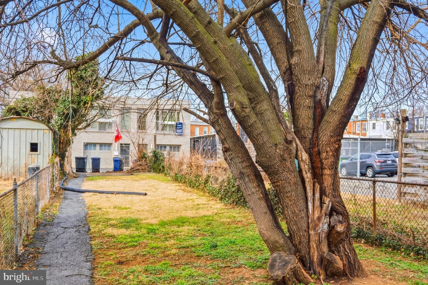 237 15th Street SE photo 29