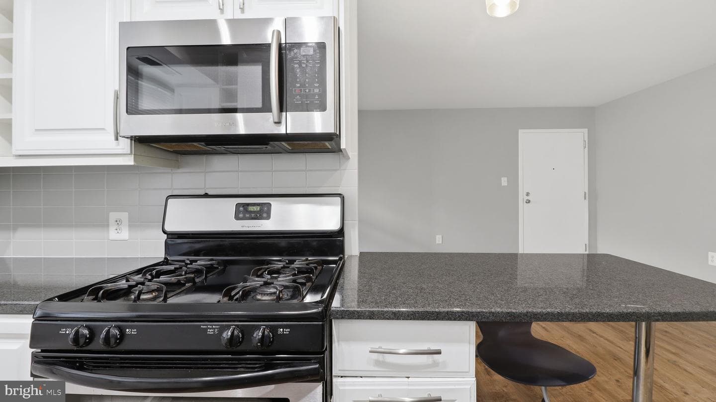 2317 16th Street SE #102 photo 7