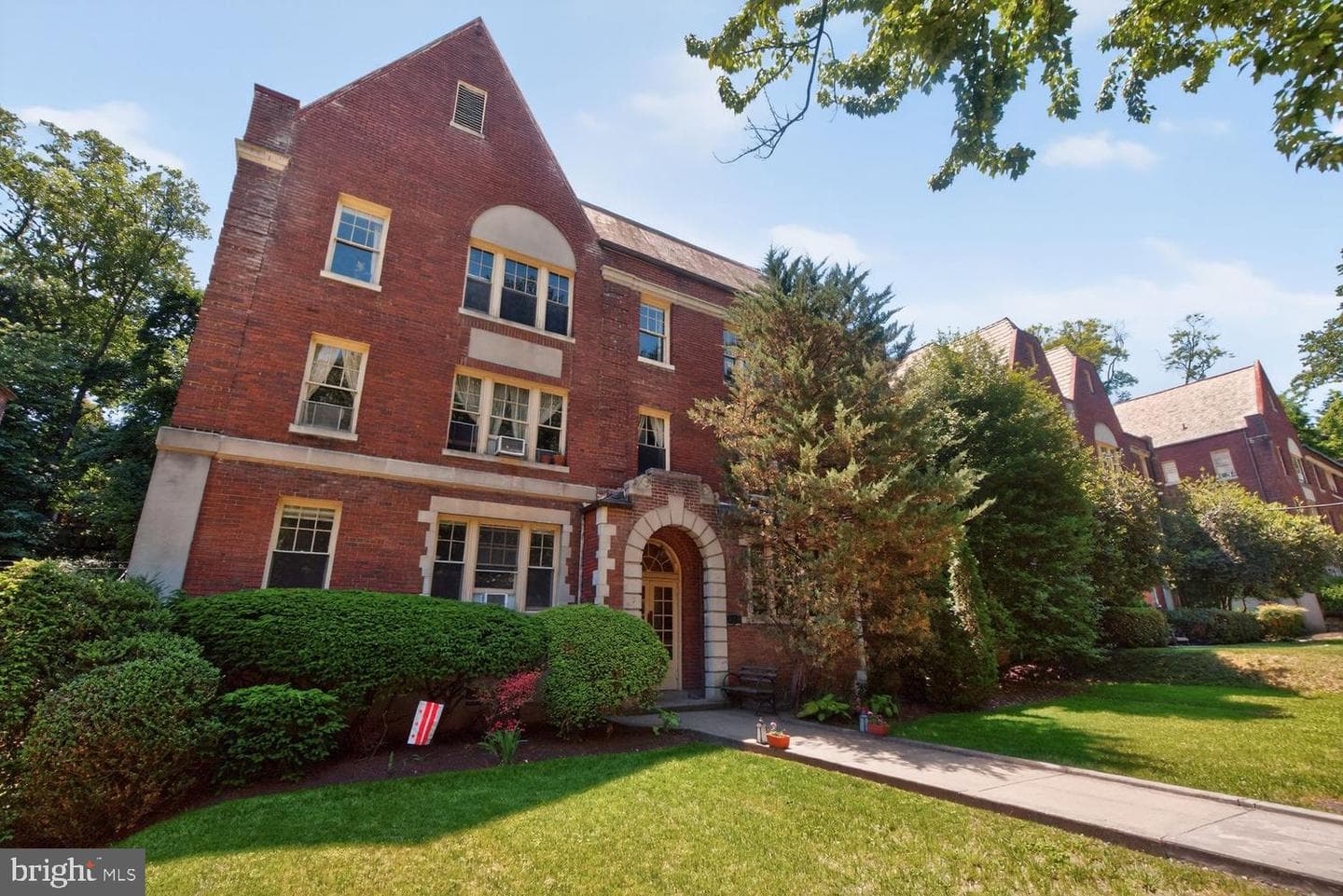 3024 Porter Street NW #102