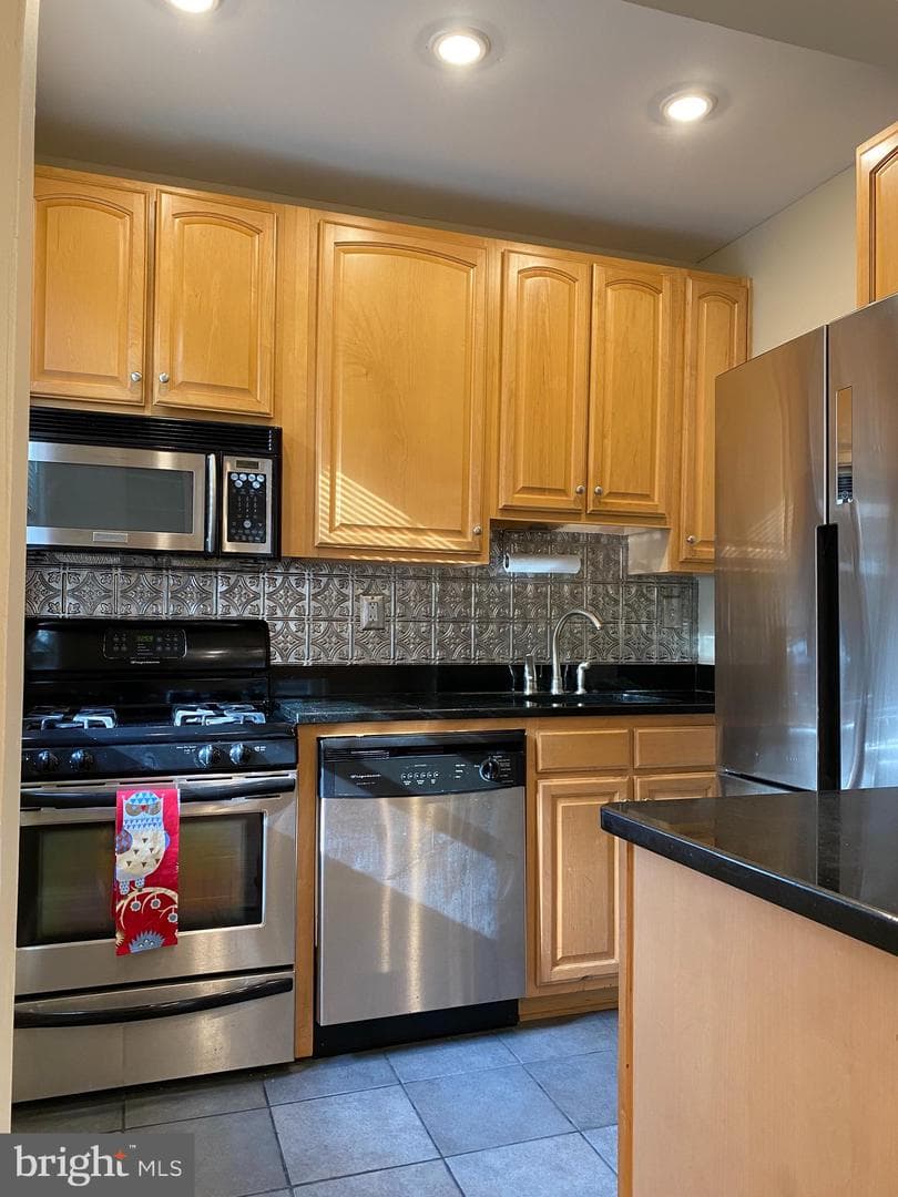 3026 Wisconsin Avenue NW #109 photo 10