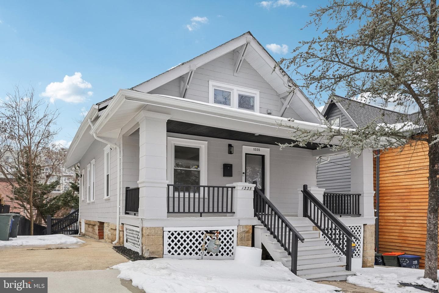 1335 Maple View Place SE, Washington