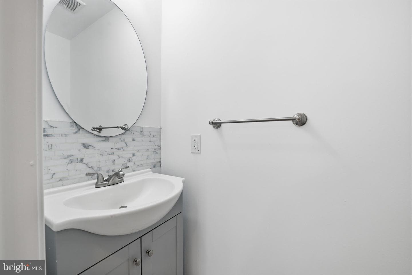 2242 16th Street NE photo 16