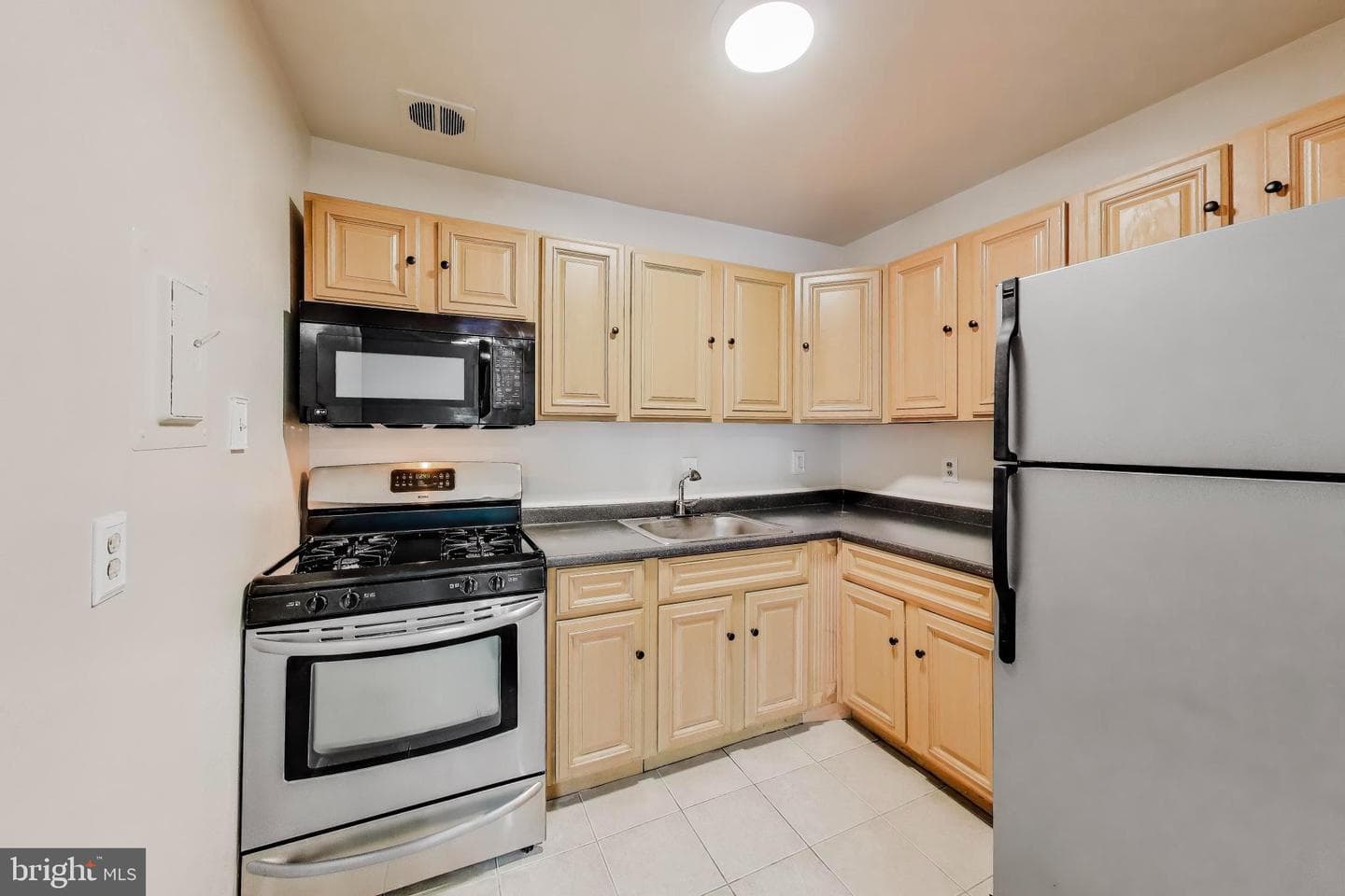 7054 Eastern Avenue NW #204 photo 3