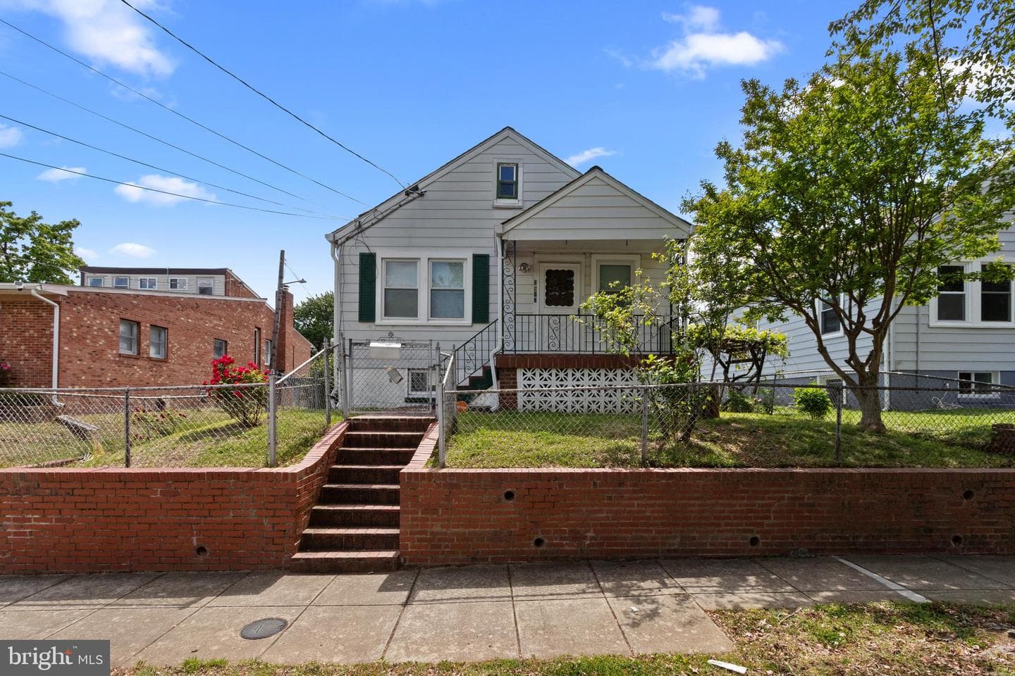 5515 Jay Street NE