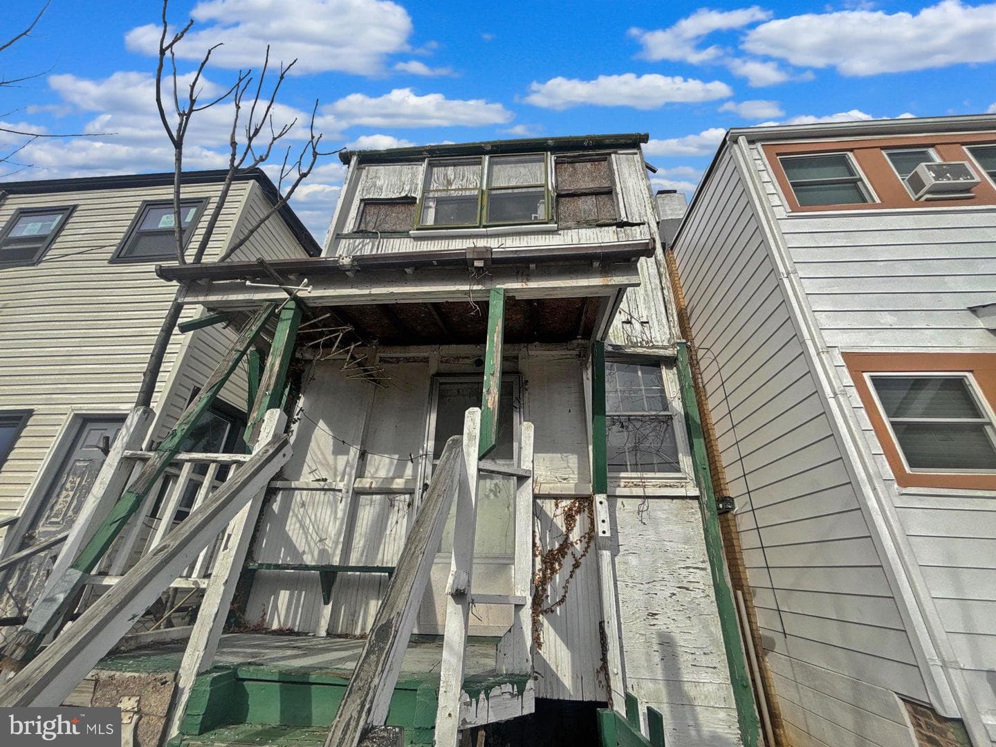 1469 Ridge Place SE photo 25