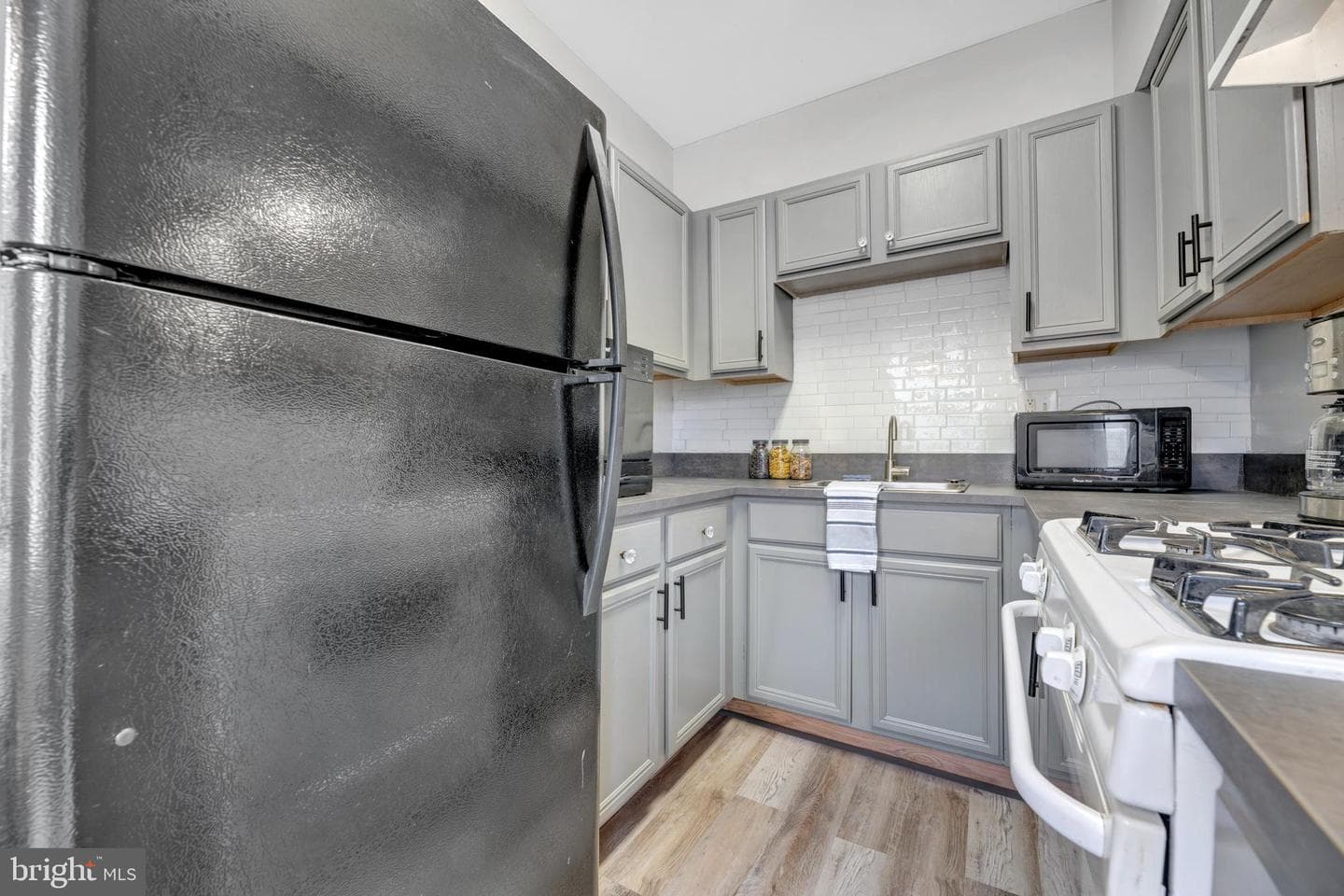 1436 W NW #405 photo 8