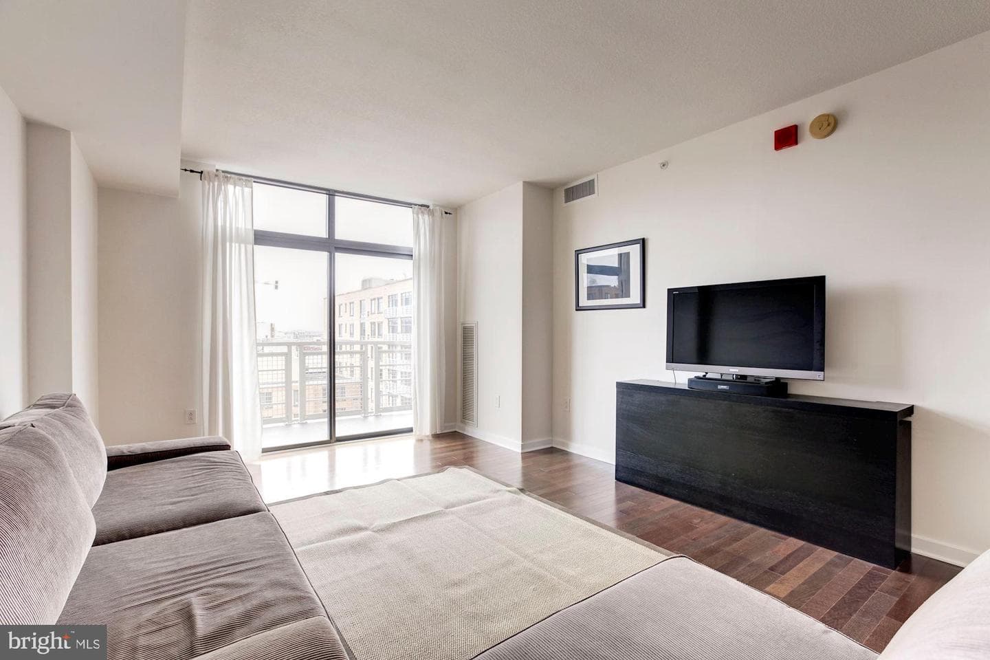 475 K Street NW #1105 photo 13