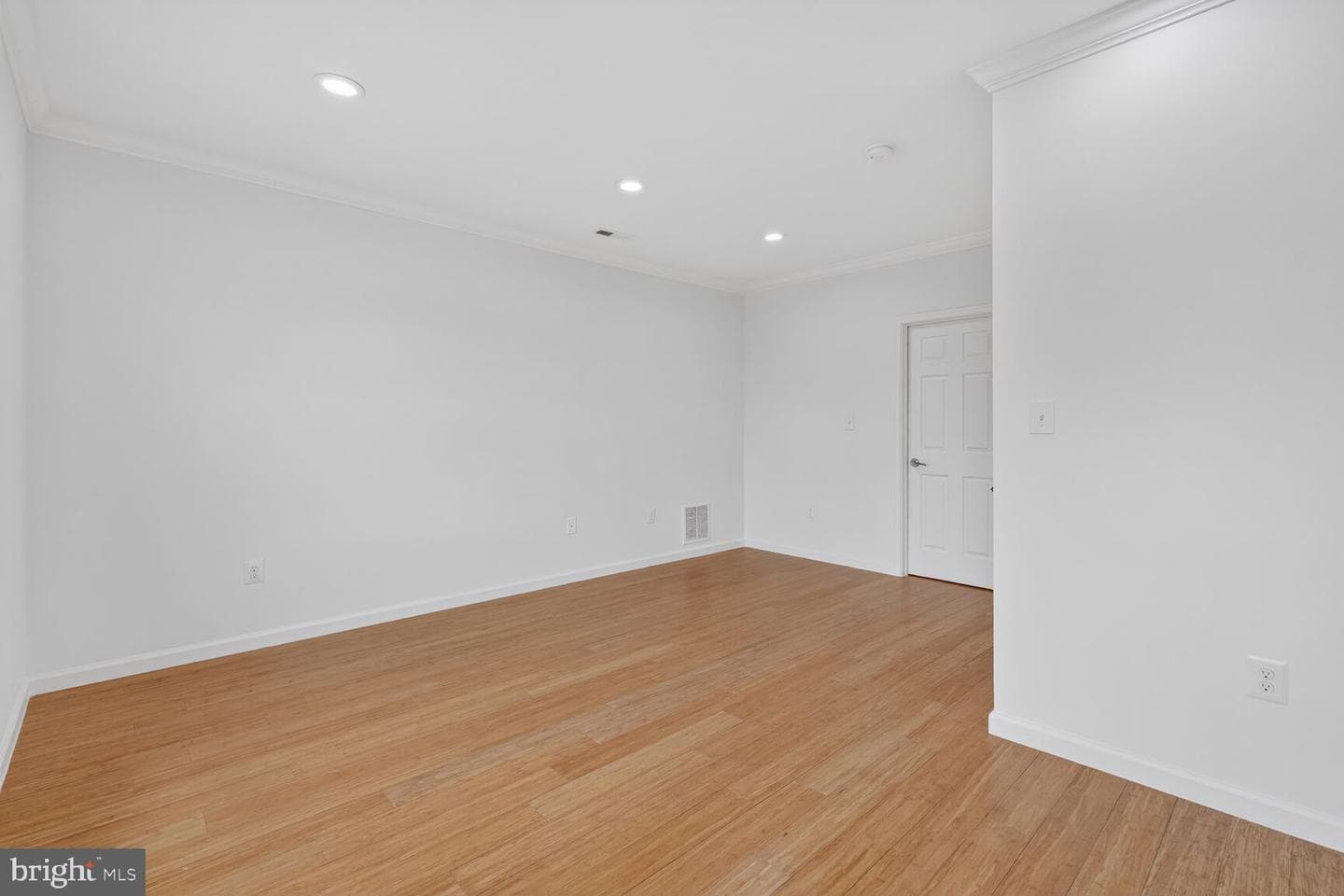 1242 Anacostia Road SE photo 20
