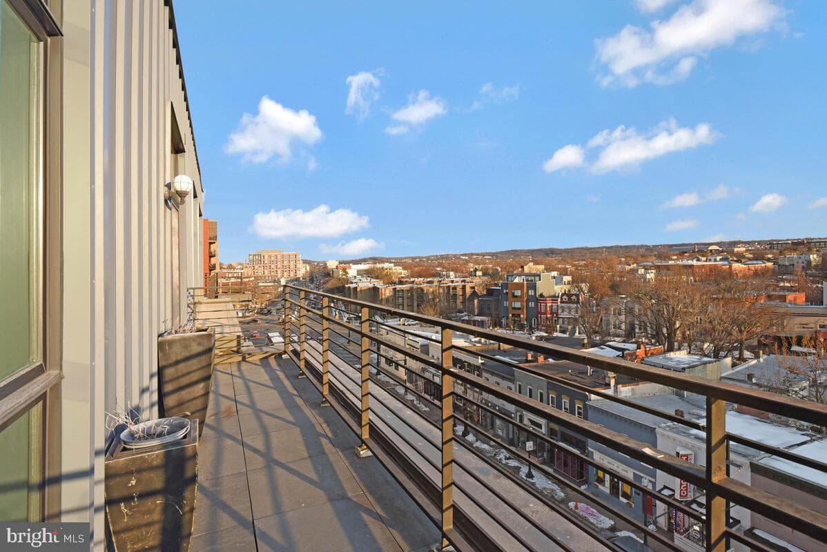 1402 H Street NE #505 photo 29