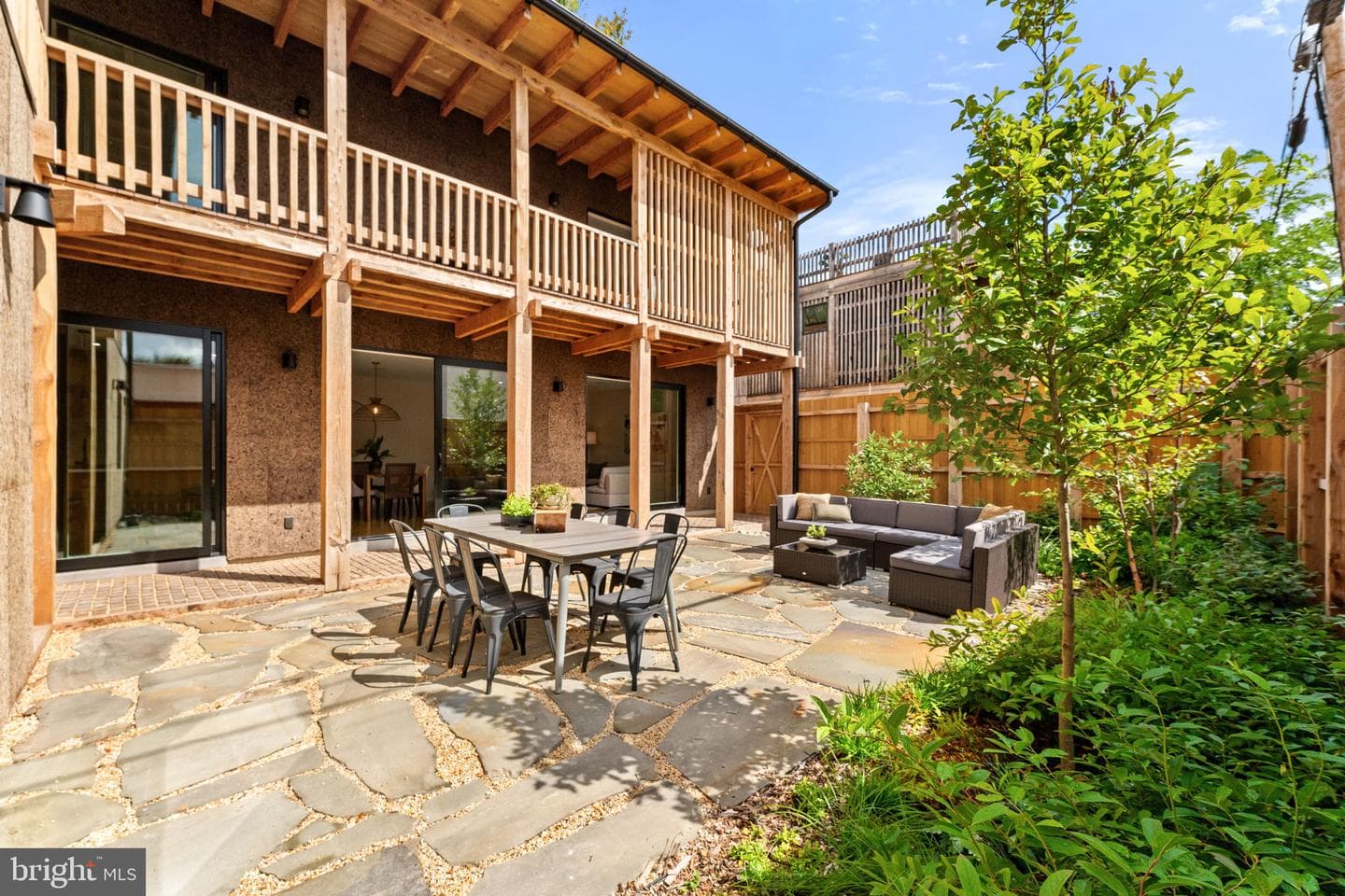 21 Overbeck Alley NE photo 54