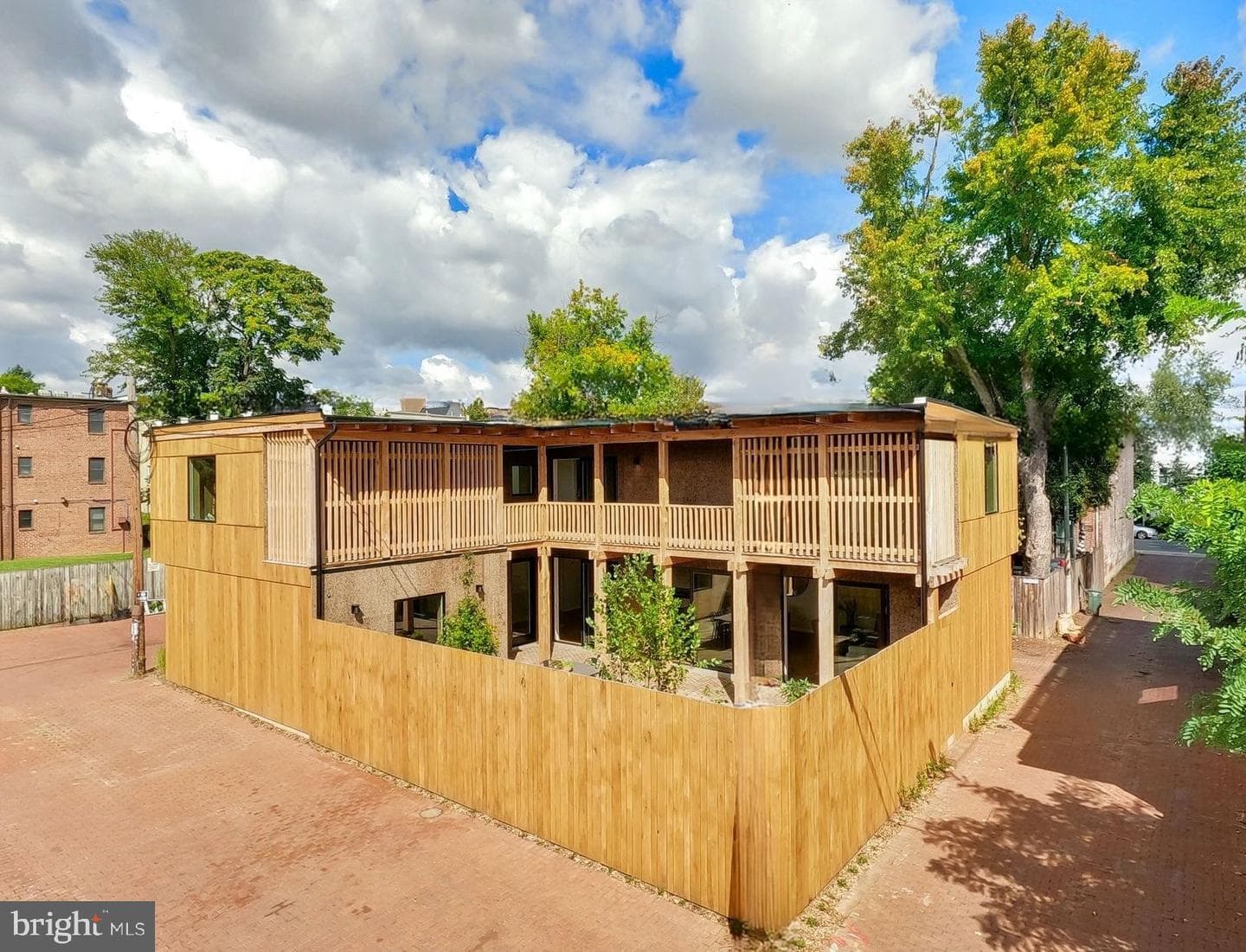 21 Overbeck Alley NE photo 60