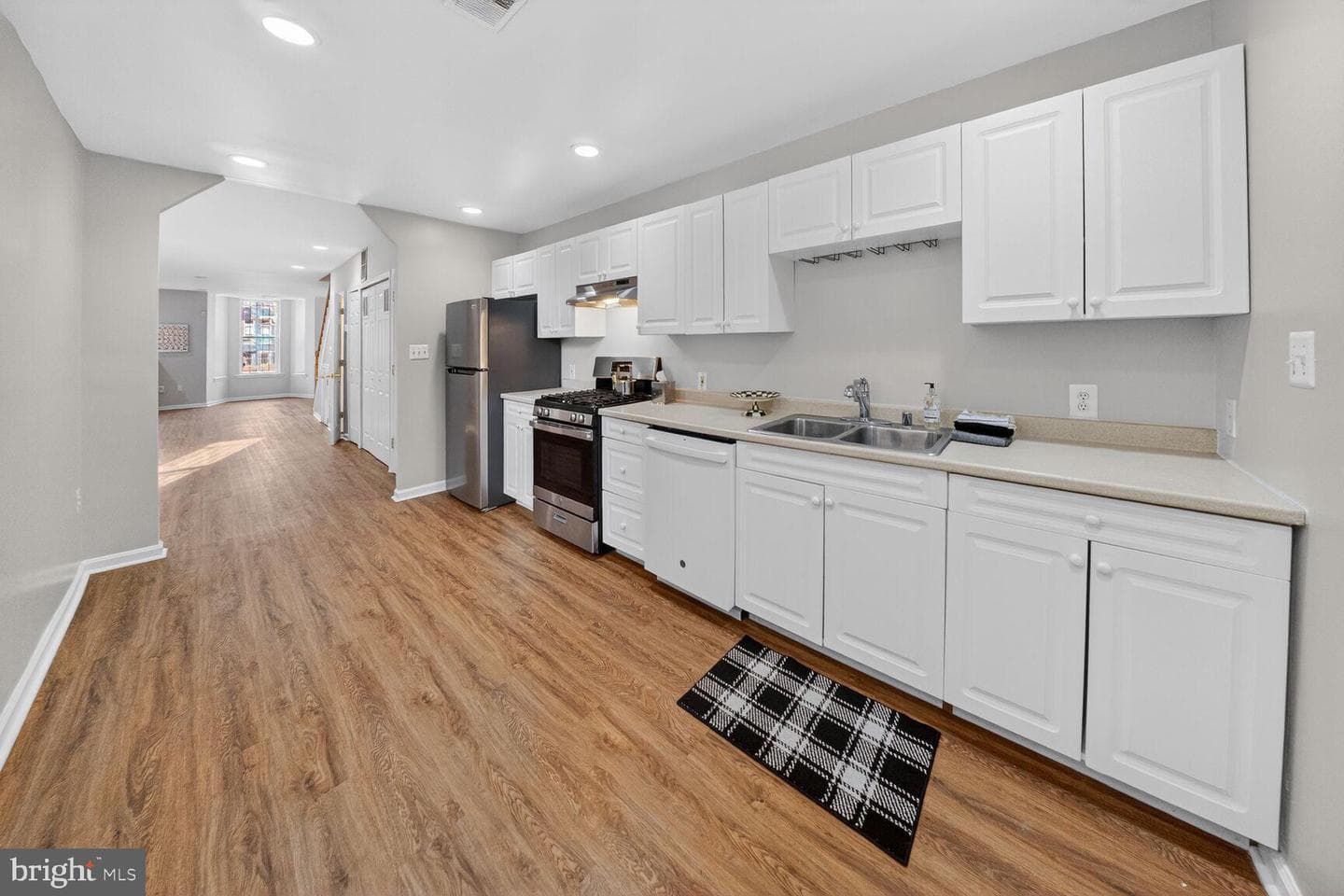 46 Florida Avenue NW photo 12