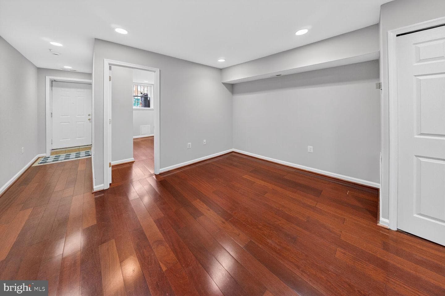 46 Florida Avenue NW photo 30