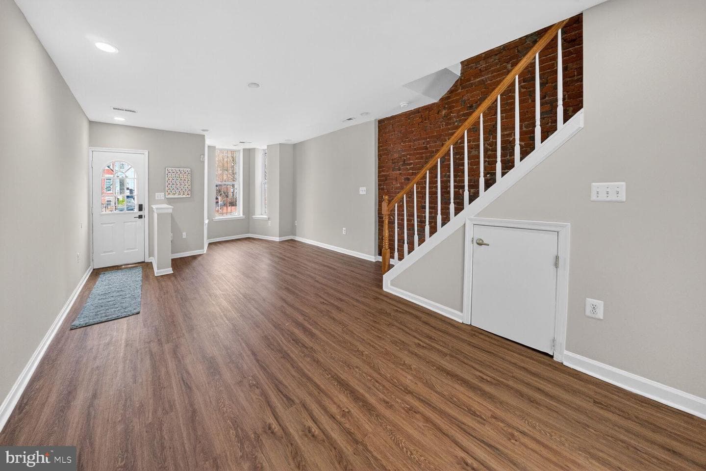 46 Florida Avenue NW photo 6