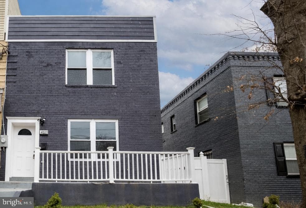 4227 Edson Place NE, Washington