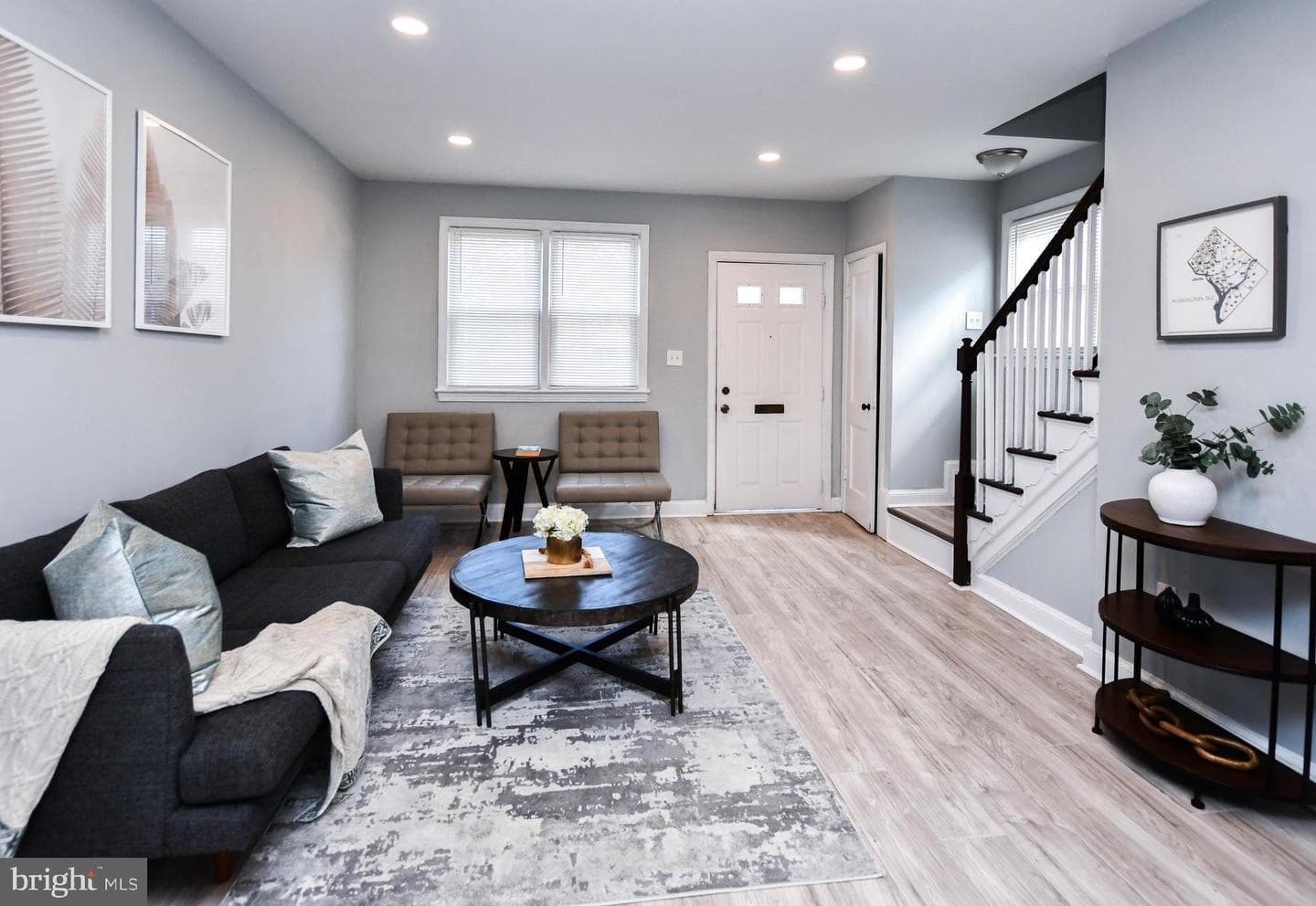 445 Xenia Street SE photo 9
